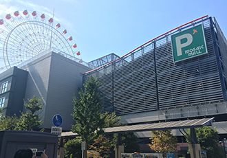 大型百貨店・SC駐車場_写真